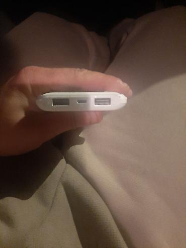 akumlyator dolduran aparat: Borofone daşınan enerji bankı (powerbank) - Rəng: ağ - LED rəqəmsal — 5