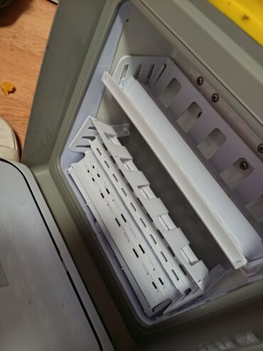 Ostali akumulatorski alati: - Black & Decker akumulatorska baterija - Oznaka: B&D, Ni‑Cd — 38