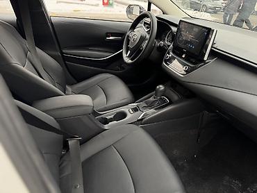 Toyota: Toyota Corolla: 2019 г., 1.8 л, Вариатор, Гибрид, Седан — 9