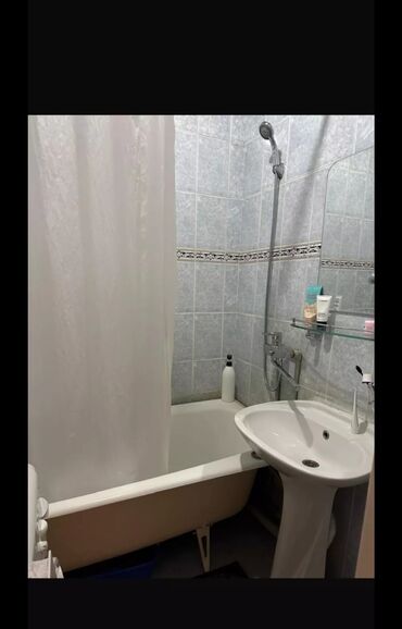 аренда квартир на долгий срок город ош: 2 бөлмө, Менчик ээси, Чогуу жашоо менен, Жарым -жартылай эмереги бар