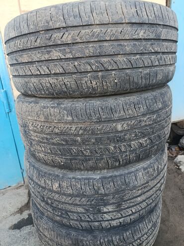 шины r14c: Шиналар 235 / 45 / R 18, Жай, Колдонулган, Комплект, Жеңил унаалар, Жапония, Roadstone