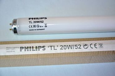 Освещение: Philips TL 20W/52 G13 является ультрафиолетовой люминесцентной