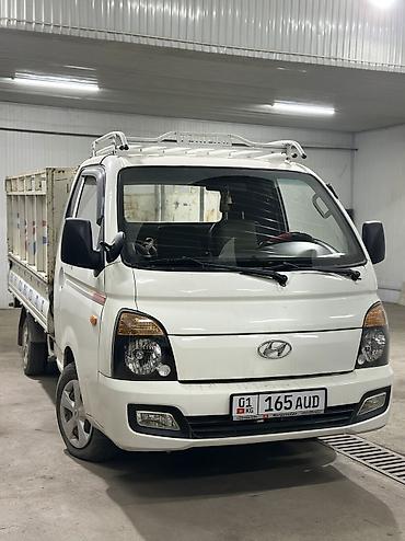 Hyundai: Hyundai Porter: 2017 г., 2.5 л, Автомат, Дизель, Фургон — 2