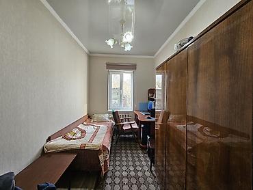 переоформление: Продам дом 69м2, на участке 8,2 сотки, Кызыл-аскер 132т$ На территории — 7