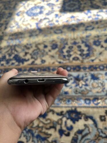 Уюлдук телефондор жана аксессуарлар: Samsung Galaxy J5, Колдонулган, 8 ГБ, түсү - Кара, 1 SIM