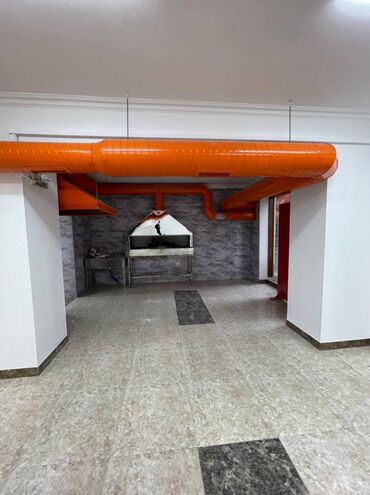 Restoran, kafelər: Yasamal rayonu, inşaatcılar metrosuna yaxın 125 kv.m sahəsi olan — 1
