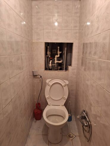 Köhnə tikili: Bakı, Yeni Günəşli Massiv D, 4 otaqlı, Köhnə tikili, m. Xalqlar Dostluğu, 100 kv. m — 12