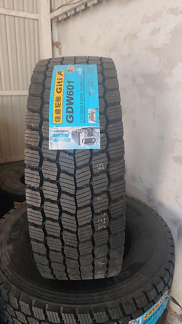 Грузовая шина Giti GDW601 - Размер: 315/70 R22.5 - Индексация на at lalafo.kg Грузовая шина Giti GDW601 - Размер: 315/70 R22.5 - Индексация на