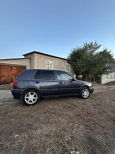 Volkswagen: Volkswagen Golf: 1993 г., 1.8 л, Механика, Бензин, Хэтчбэк — 5