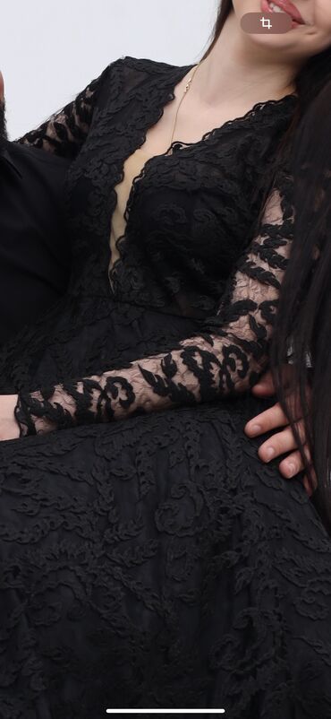 платья черный: Вечернее платье, Пышное, С рукавами
