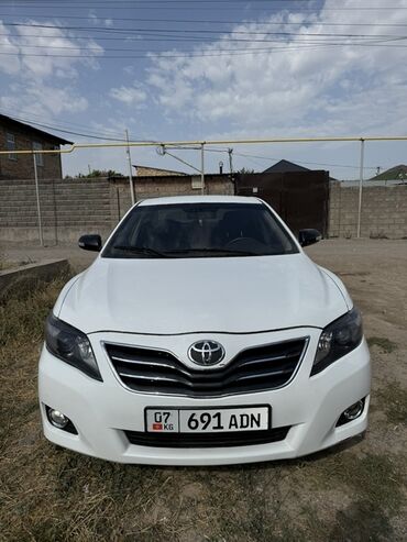 алабука машина: Toyota Camry: 2011 г., 2.4 л, Автоматтык, Бензин, Седан