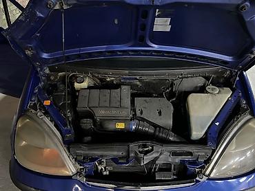 короткий спринтер: Mercedes-Benz A-Class: 2000 г., 1.6 л, Автомат, Бензин, Хэтчбэк — 5