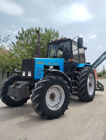 xacmaz masin: Traktor Belarus (MTZ) 1221.2, 2021 il, 130 at gücü, motor 7.8 l, Yeni