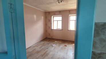 Продажа домов: Времянка, 40 м², 2 комнаты, Агентство недвижимости, Старый ремонт