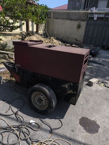 Avtoservis avadanlıqları: Lambarqini matordu Svaka aparatidi 3 min manata satilir 380 volt 220
