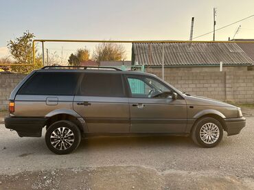 Volkswagen: Volkswagen Passat: 1990 г., 1.8 л, Механика, Бензин, Универсал — 3
