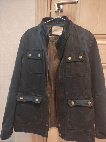 парка куртки: Куртка M (EU 38), цвет - Черный