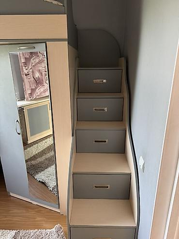bunk bed: Детская гарнитура, Б/у, Для девочки, Для мальчика, цвет - Серый, Самовывоз — 2