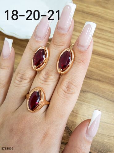 Bijuteriya dəstləri: Qızıl rəngli bijuteriya dəstləri 1) Qırmızı daşlı “marquise” forması — 6