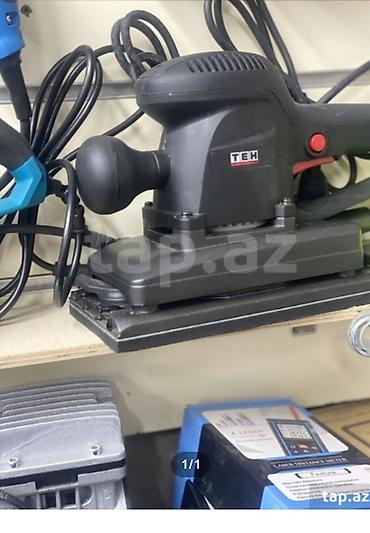 acar desti: TEH markalı vibrasiya tipli səth zımpara aparatı - Güclü elektrik — 1