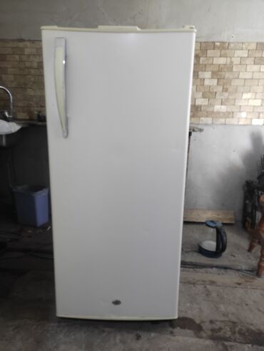 холодильник сокулук: Муздаткыч Колдонулган, Бир камералуу, De frost (тамчы), 52 * 120 * 43