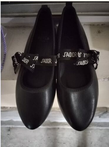 cins pencekler kisi ucun: Туфли, Размер: 37, цвет - Черный, Новый at lalafo.az cins pencekler kisi ucun: Туфли, Размер: 37, цвет - Черный, Новый