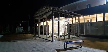 Пластиковые окна на заказ: Алюминиевые перегородки окна двери и витражи Алюминий является высоко — 13