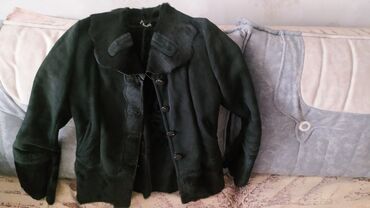 extra brend az: Женская куртка M (EU 38), цвет - Черный