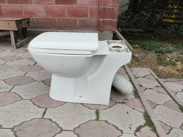 karcher бишкек цена: Унитаз.Находится в сокулуке, ул.Ленина