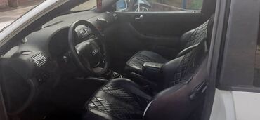 Audi: Audi A3: 1.6 l. | 1999 έ. Χάτσμπακ — 6