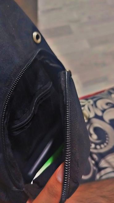 sling bag: Городская сумка-слинг через плечо, темно-синяя. - Форм-фактор — 2