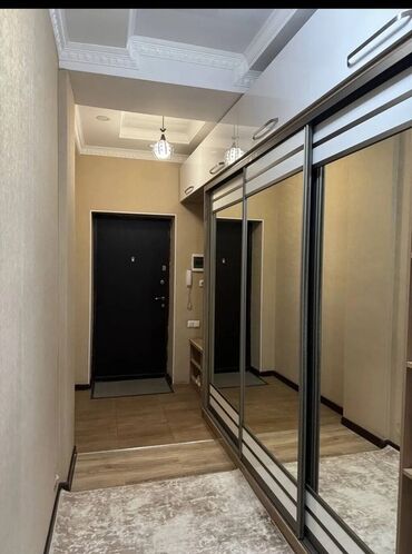 Долгосрочная аренда квартир: 3 комнаты, Риэлтор, Без подселения, С мебелью полностью — 13