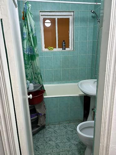 адна комнатный квартира: 1 комната, 30 м², Таатан ТЦ Индивидуалка, 2 этаж, Старый ремонт — 4