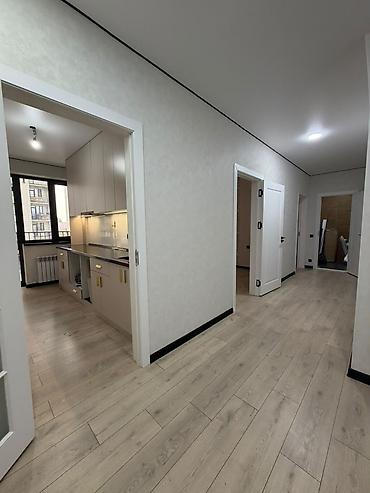 3000 квартира: 3 комнаты, 87 м², Пишпек Элитка, 3 этаж, Дизайнерский ремонт — 1