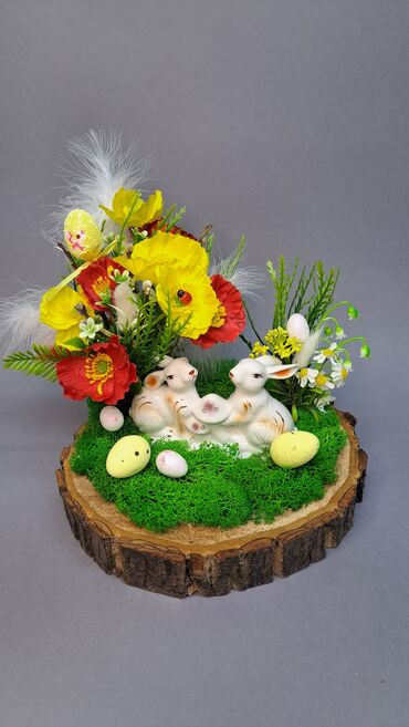Сервировка стола для праздника: Пасхальная композиция! натуральный мох, натуральный спил дерева