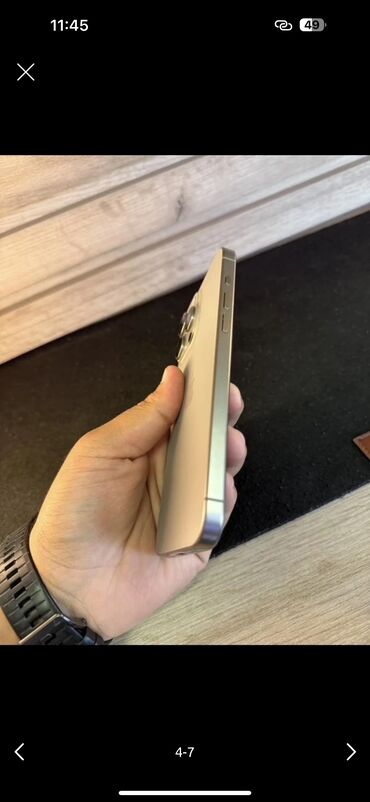 Apple iPhone: IPhone 15 Pro Max, Б/у, 1 ТБ, Natural Titanium, Чехол, Защитное стекло, 97 %