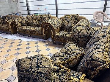 упаковочный пакет для одежды: Гарнитур мягкой мебели в классическом дворцовом стиле. Состав: - — 6