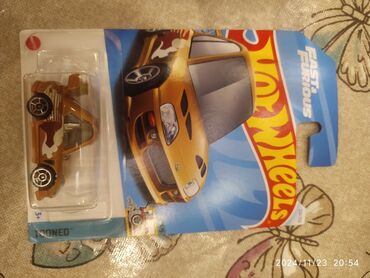 Oyuncaqlar: Hot wheels Tayota supra.Endirim olar