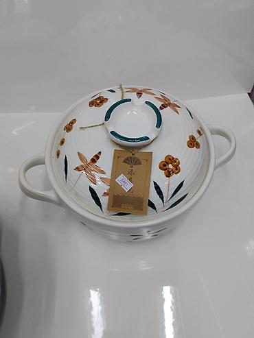 маленький чайник: Керамическая кастрюля с крышкой и ручками - Материал: керамика/фарфор — 2