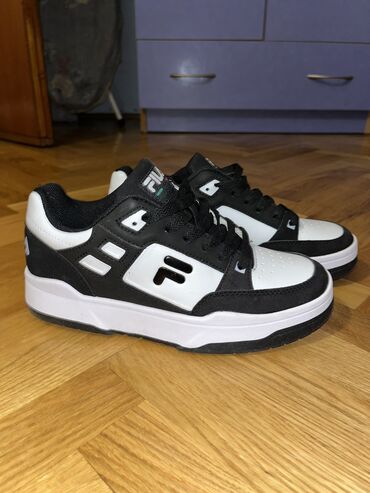 duboke patike za zimu: FILA, 37, color - Black