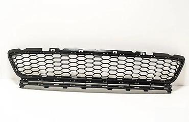 led oči za auto: VOLKSWAGEN VW GOLF VII 7 RESETKA U PREDNJEM BRANIKU GTI-GTD | 2017- — 1
