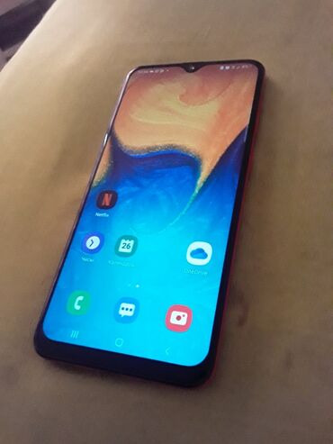 компьютеры msi: Samsung Galaxy A20, Колдонулган, 32 ГБ