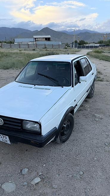 Volkswagen: Volkswagen Jetta: 1987 г., Седан — 3