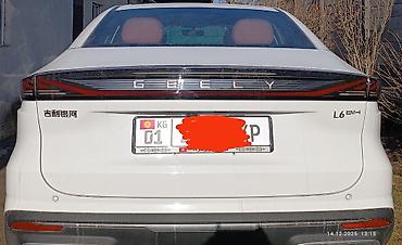geely galaxy m9: Geely : 2025 г., 1.5 л, Автомат, Гибрид, Седан — 6