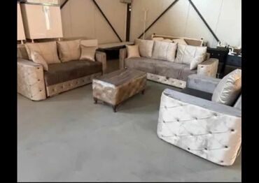 Ugaone garniture: Ugaona garnitura sa MEMO PENOM ležajem i prostorom za odlaganje. - — 12