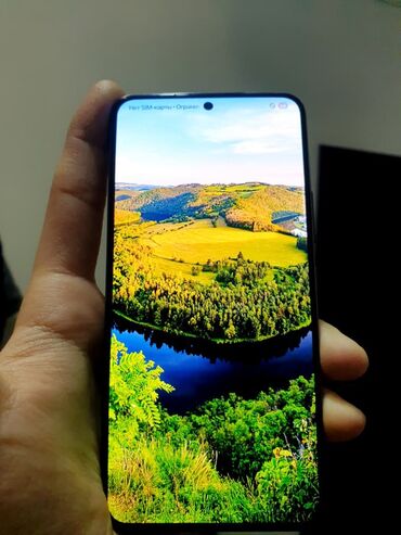 Samsung: Samsung Galaxy S22, Б/у, 256 ГБ, цвет - Черный, 1 SIM, eSIM — 9