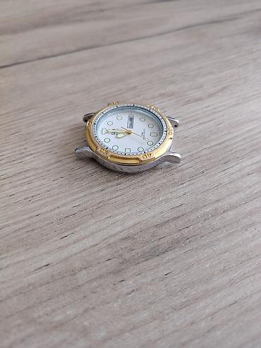 dunhill satovi: Q&Q lepo očuvan ali ne daje znakove — 4