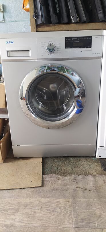 продаю стиральный машинка: Стиральная машина Б/у, Автомат, До 6 кг, Компактная