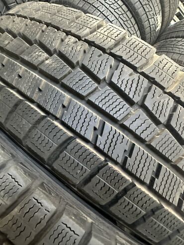 центр шины: Зимние шины 175/65/14 В отличном состоянии 1 шт - 2500 сом 4 шт - 8900