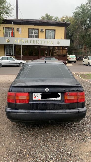 купить чехлы на гольф 4: Volkswagen Passat: 1994 г., 1.8 л, Механика, Бензин, Седан